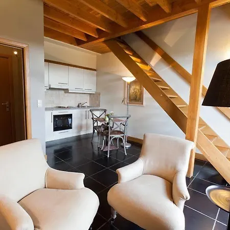 Aparthotel Le Manoir du Capitaine Feluy Extérieur photo
